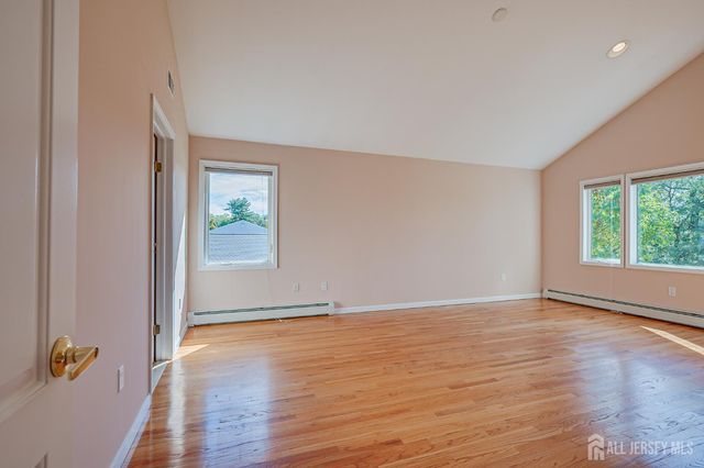 75 Rieder Road, Edison, NJ 08817