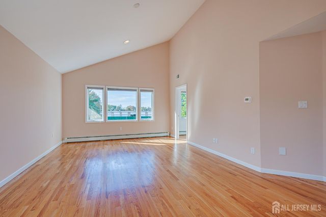 75 Rieder Road, Edison, NJ 08817