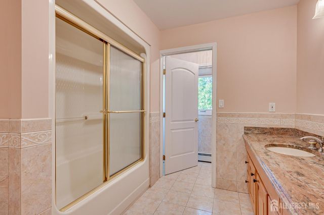 75 Rieder Road, Edison, NJ 08817