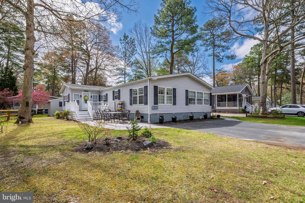 33606 LAKESHORE CIR, Millsboro, DE 19966