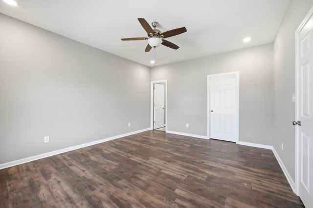 2070 Nathan Way, Lawrenceburg, KY 40342