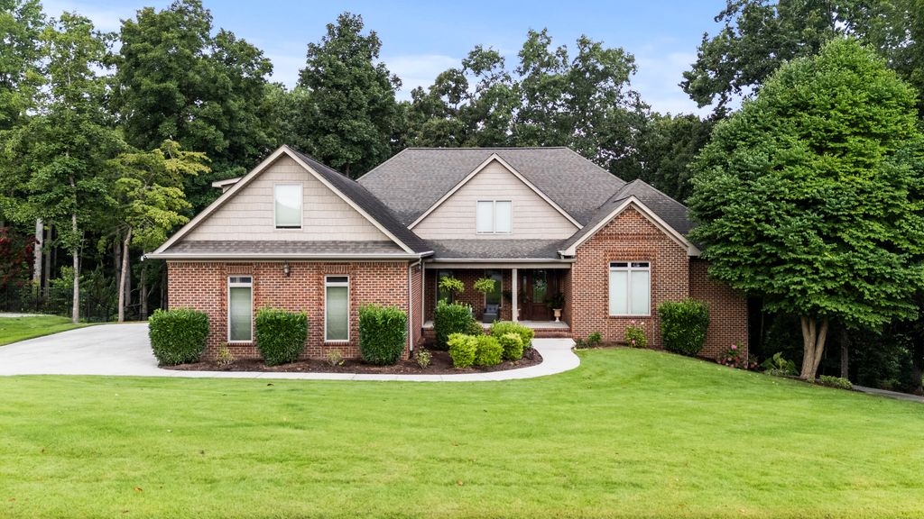 175 Grandview Point, Ringgold, GA 30736