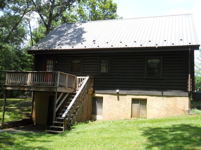 209 Leatherwood PL, Bedford, VA 24523