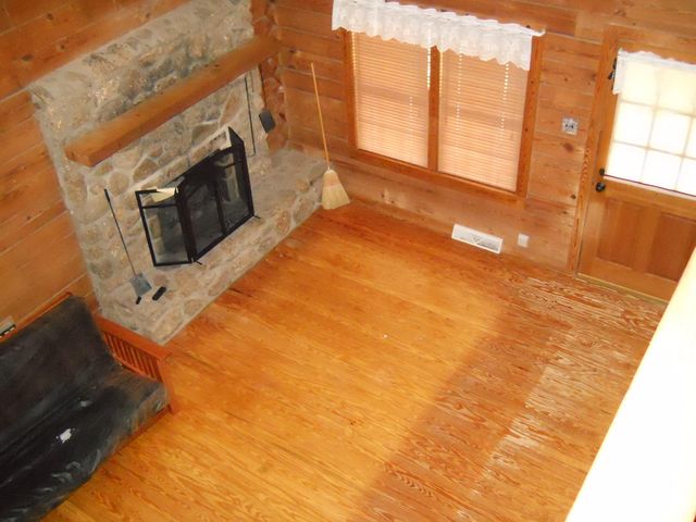 209 Leatherwood PL, Bedford, VA 24523