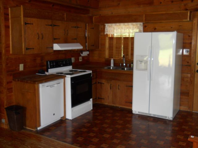 209 Leatherwood PL, Bedford, VA 24523