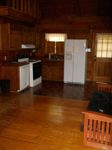209 Leatherwood PL, Bedford, VA 24523