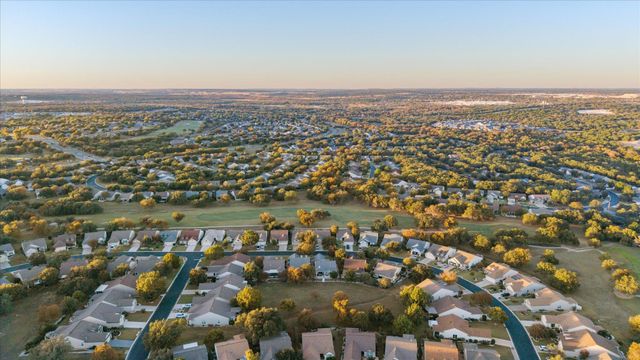 531 Deer Meadow CIR, Georgetown, TX 78633