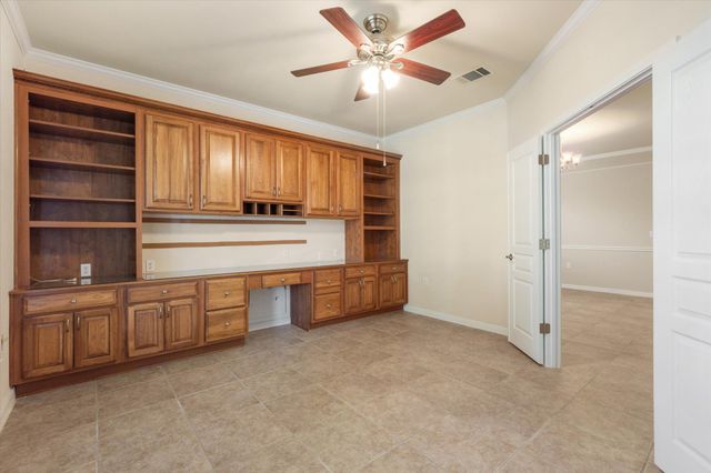 531 Deer Meadow CIR, Georgetown, TX 78633