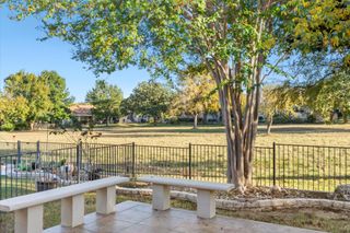 531 Deer Meadow CIR, Georgetown, TX 78633
