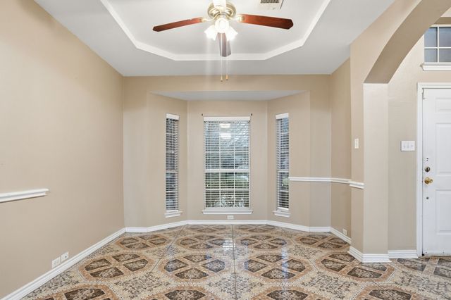 2910 Saint Vincent Drive, Mansfield, TX 76063