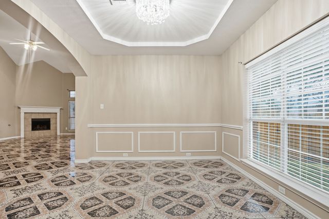 2910 Saint Vincent Drive, Mansfield, TX 76063