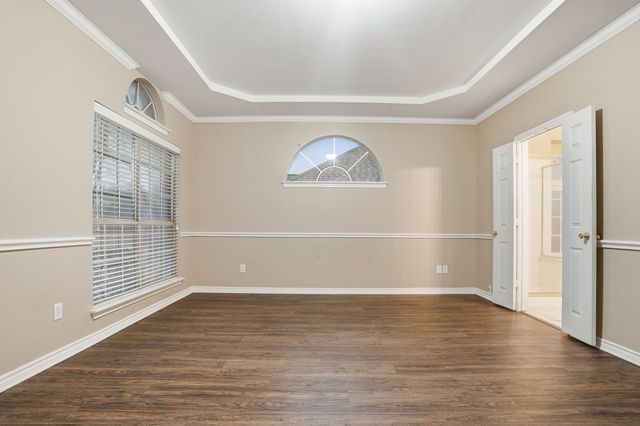 2910 Saint Vincent Drive, Mansfield, TX 76063