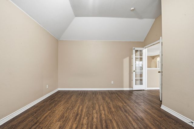 2910 Saint Vincent Drive, Mansfield, TX 76063