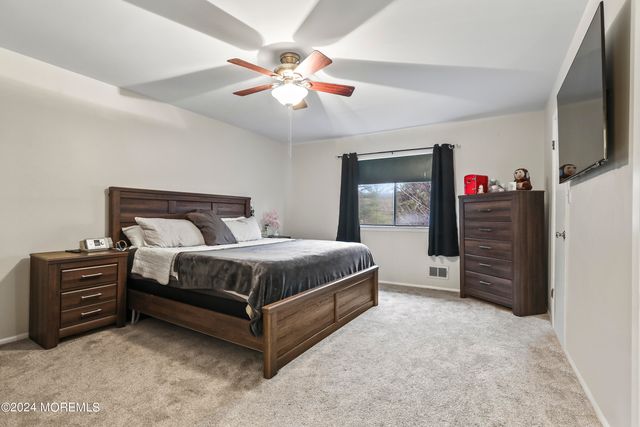 110 Bowne Court, Matawan, NJ 07747