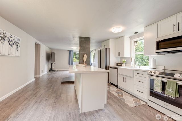 2748 El Camano Street, Camano Island, WA 98282