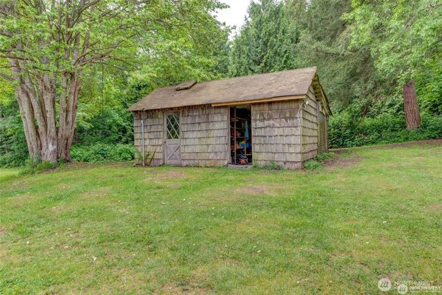 2748 El Camano Street, Camano Island, WA 98282