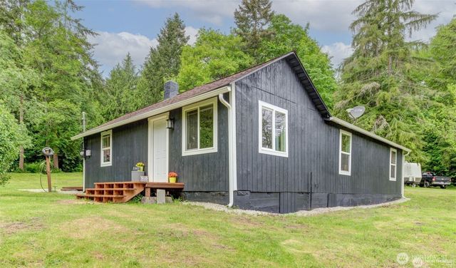 2748 El Camano Street, Camano Island, WA 98282