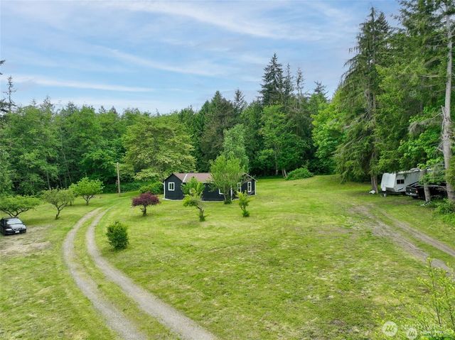 2748 El Camano Street, Camano Island, WA 98282