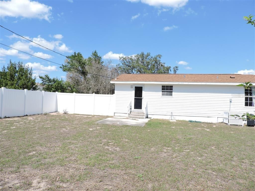 Image 20 of property listing at 2568 TALL PALM AVENUE, Lake Wales, FL 33898