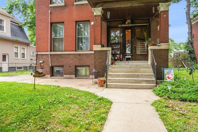 2251 Edison Avenue, Granite City, IL 62040
