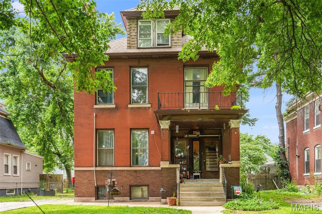 2251 Edison Avenue, Granite City, IL 62040