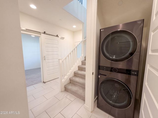 4018 E PONY Lane 105, Gilbert, AZ 85295