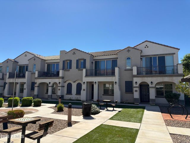 4018 E PONY Lane 105, Gilbert, AZ 85295