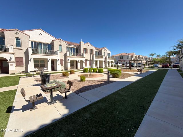 4018 E PONY Lane 105, Gilbert, AZ 85295