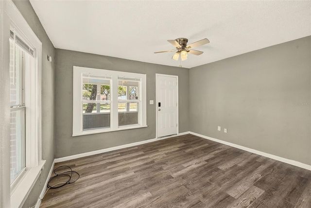 731 37TH STREET S, St Petersburg, FL 33711
