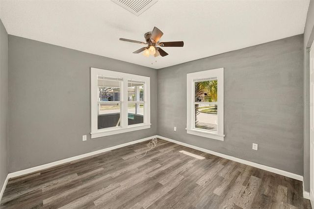 731 37TH STREET S, St Petersburg, FL 33711