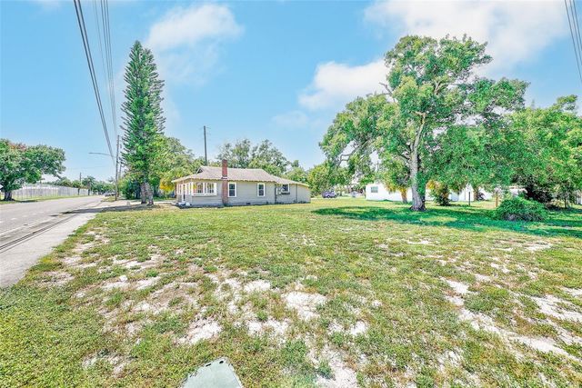 731 37TH STREET S, St Petersburg, FL 33711