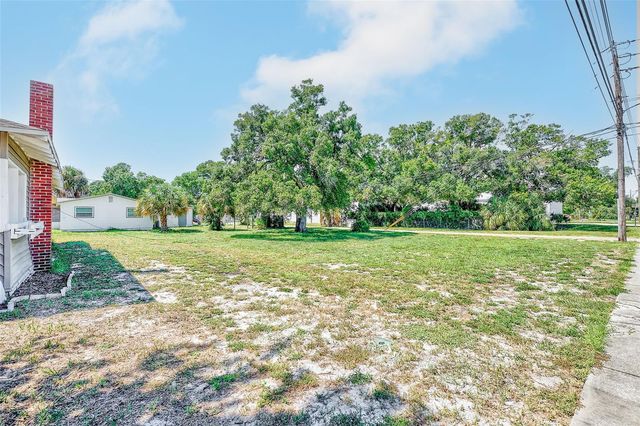 731 37TH STREET S, St Petersburg, FL 33711
