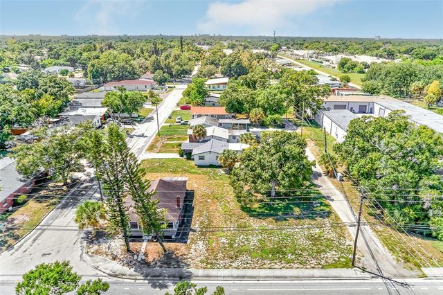 731 37TH STREET S, St Petersburg, FL 33711