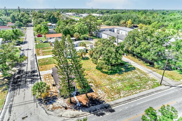 731 37TH STREET S, St Petersburg, FL 33711