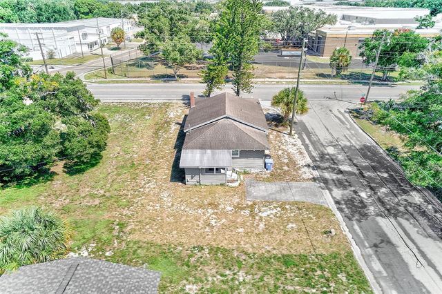 731 37TH STREET S, St Petersburg, FL 33711
