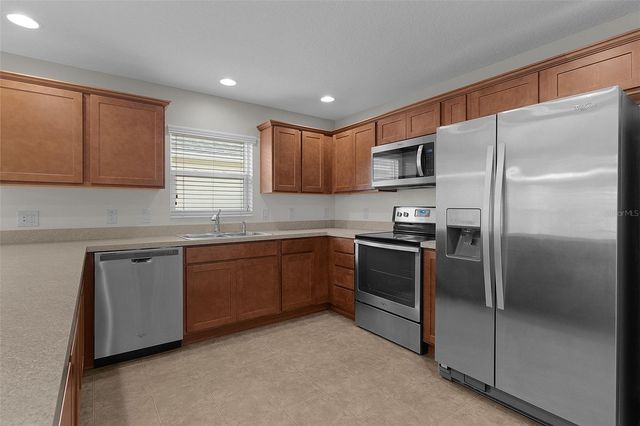 9179 SE 167TH FORD STREET, The Villages, FL 32162