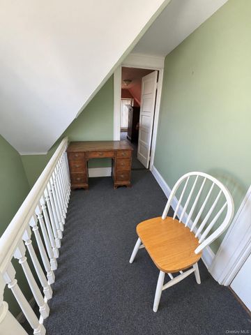 135-16 Kew Gardens Road, Richmond Hill, NY 11418