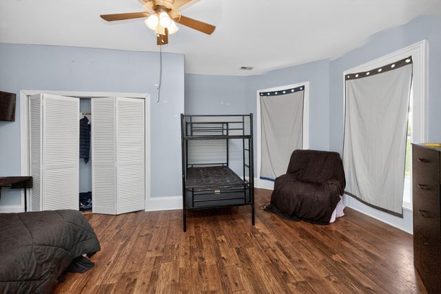 410 W Lexington Avenue, Winchester, KY 40391