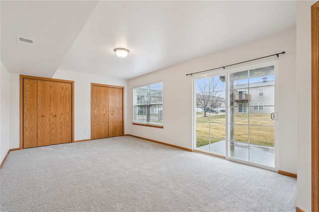 70 Jefferson Lane, North Liberty, IA 52317