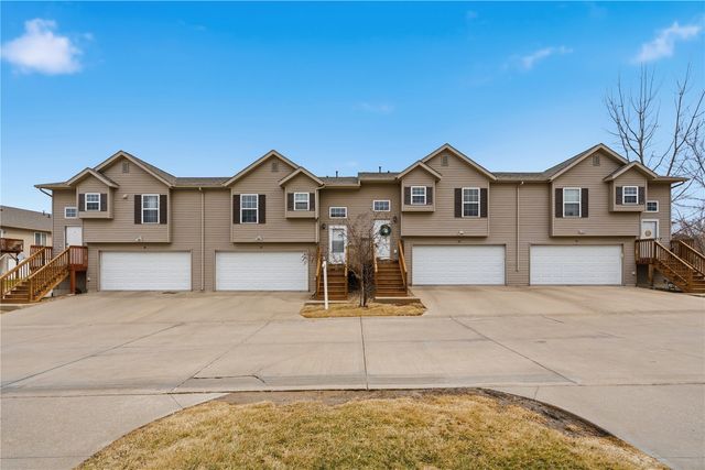 70 Jefferson Lane, North Liberty, IA 52317