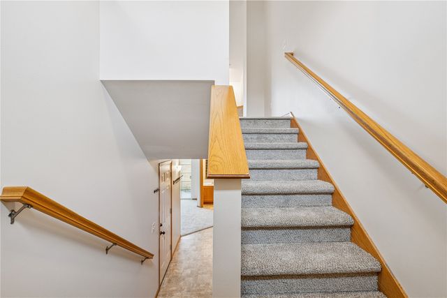 70 Jefferson Lane, North Liberty, IA 52317