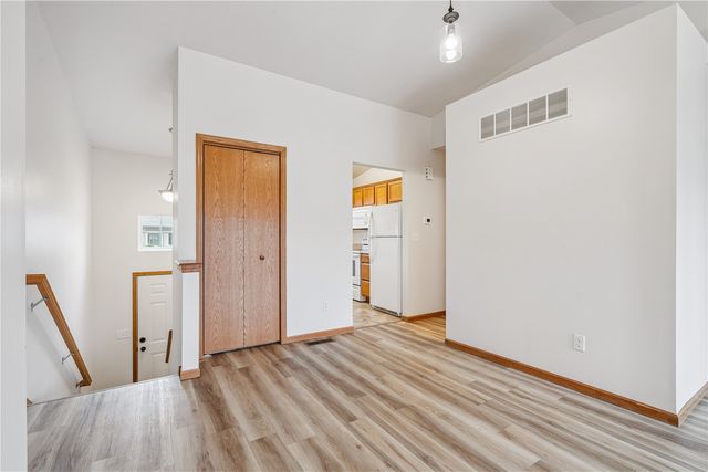 70 Jefferson Lane, North Liberty, IA 52317