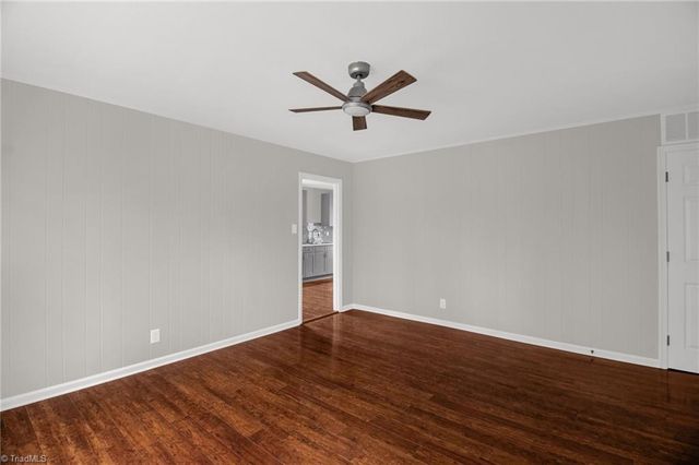 1705 Bolingbroke Road, High Point, NC 27265