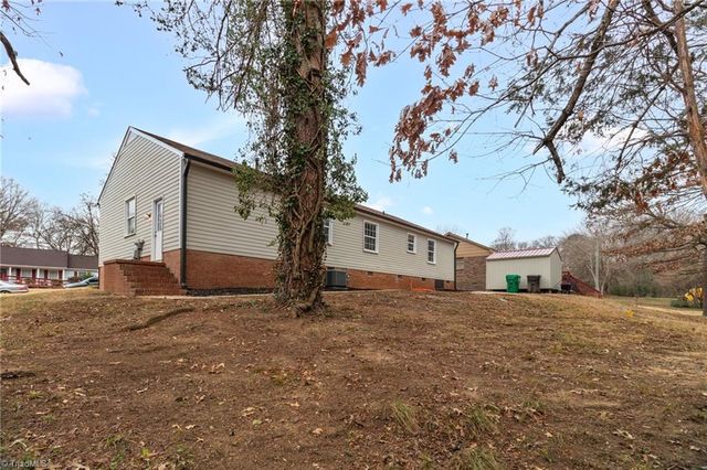 1705 Bolingbroke Road, High Point, NC 27265