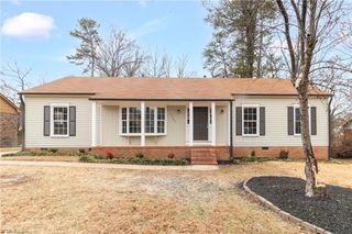 1705 Bolingbroke Road, High Point, NC 27265
