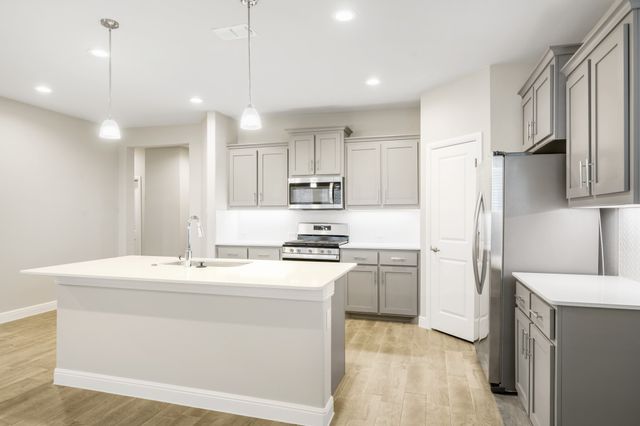 1413 Fremont Trail, Cleburne, TX 76033