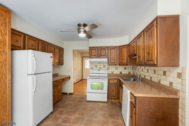 200 Hockenbury Rd, Hillsborough Twp., NJ 08844