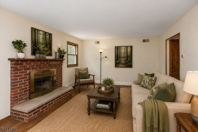 200 Hockenbury Rd, Hillsborough Twp., NJ 08844
