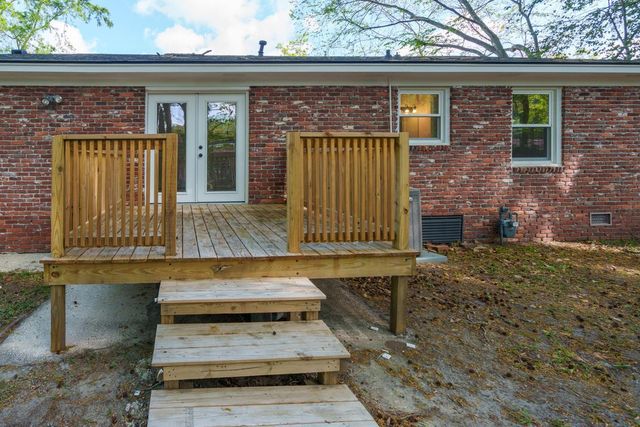 2219 N Dallerton Circle, Charleston, SC 29414