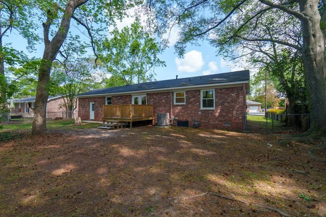 2219 N Dallerton Circle, Charleston, SC 29414